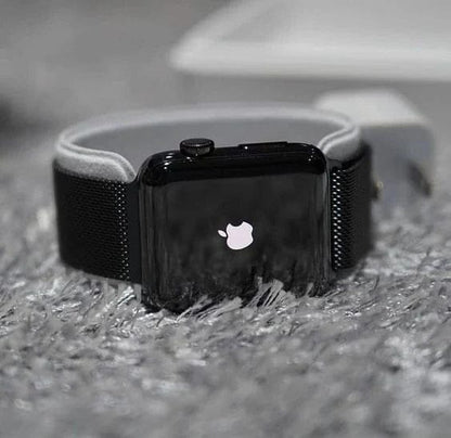 SERIES 10 Smart Watch + Apple Logo